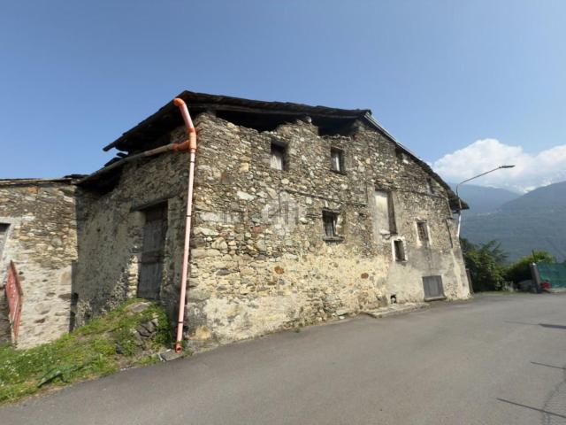 Casa in vendita a Teglio, Lombardia