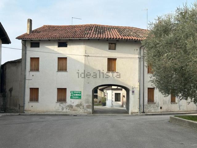 Casa in vendita a Pozzecco / Possec, Bertiolo / Bertiûl