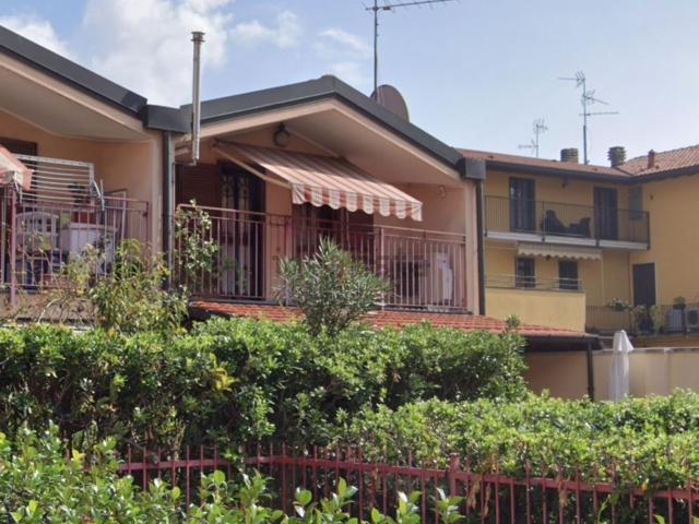 Casa in vendita a Cologno Monzese, San Giuliano Monzese