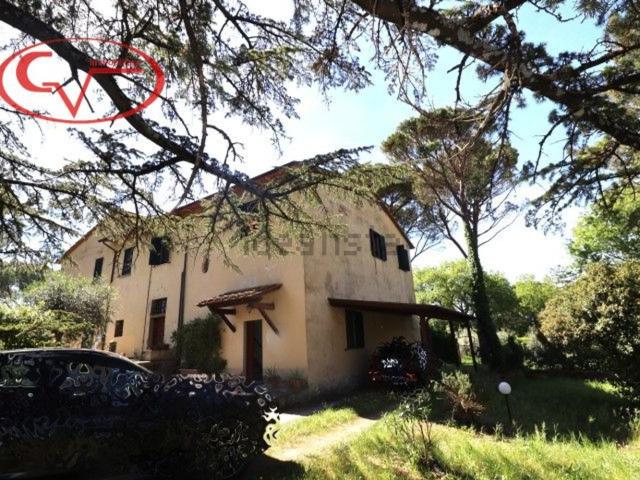 Casa in vendita a Bucine, Toscana