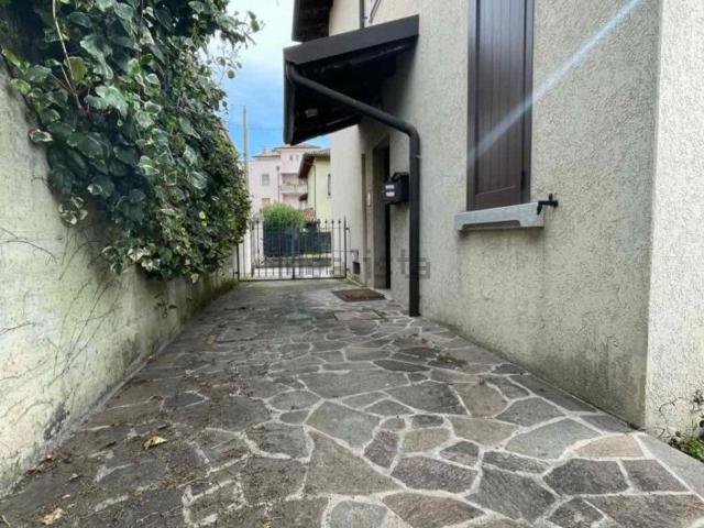 Casa in vendita a Rorai Grande, Pordenone