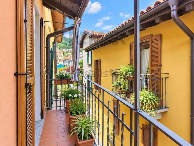 Casa in vendita a Suna, Verbania