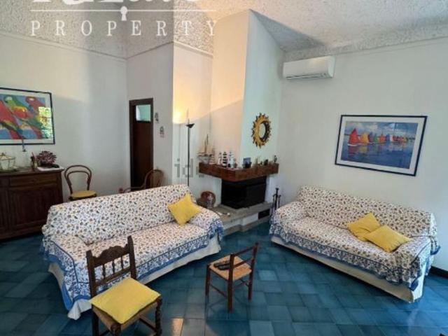 Casa in vendita a Mezzomonte, Sabaudia