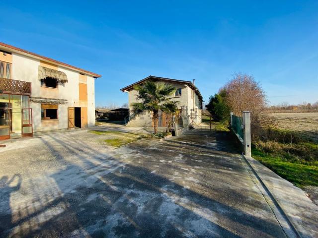 Casa in vendita a Trebaseleghe, Veneto