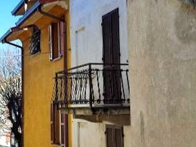 Casa in vendita a La Chiusa, Casteggio