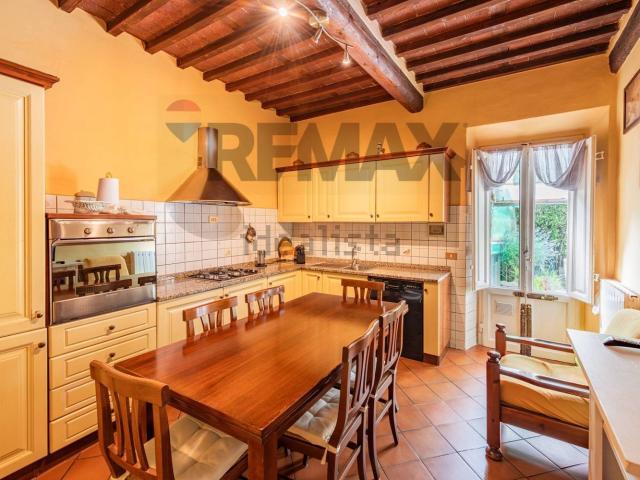 Casa in vendita a Cappella, Bagni Di Lucca Ponte
