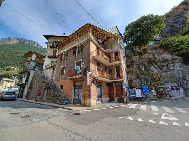 Casa in vendita a Pont Saint Martin, Aosta