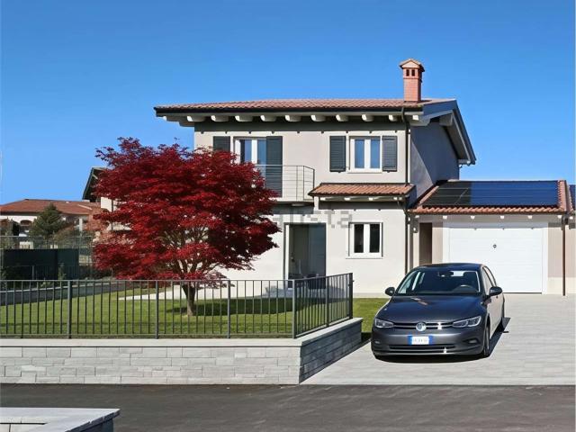 Casa in vendita a Candelo, Biella