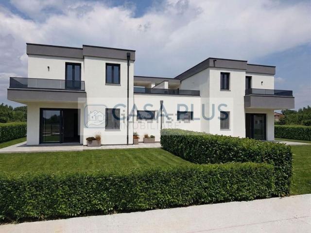 Casa in vendita a Rossano Veneto, Veneto