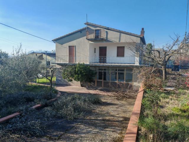 Casa in vendita a Torrecuso, Campania