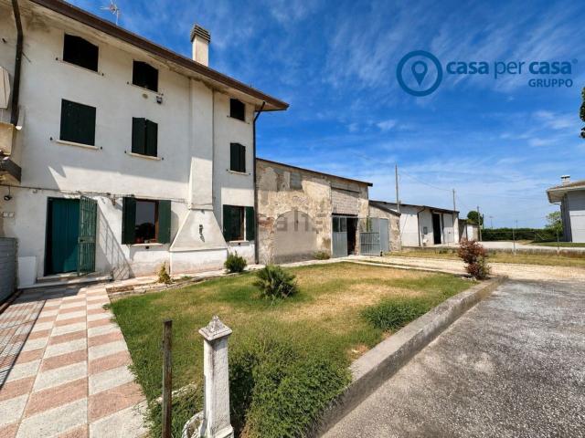 Casa in vendita a Porto Viro, Veneto