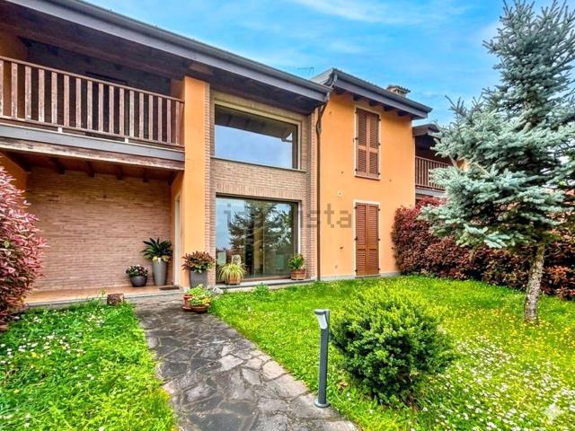 Casa in vendita a Amista, Stradella