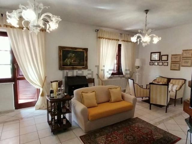 Casa in vendita a Perticata, Carrara