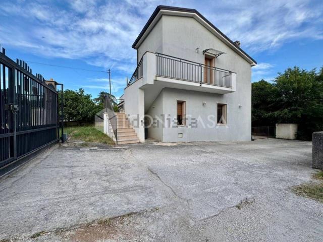 Casa in vendita a Puglia, Foggia