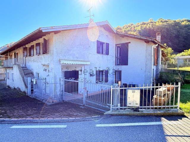 Casa in vendita a Comunità Montana del Piambello, Cremenaga