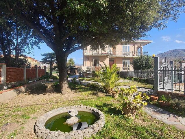 Casa in vendita a Cerreta, Castelnuovo Magra