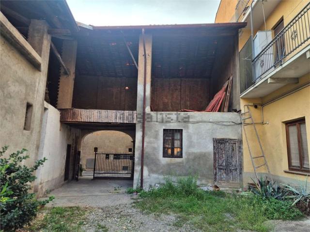 Casa in vendita a Turate, Como