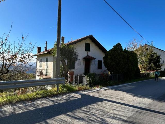 Casa in vendita a Piemonte, Alessandria