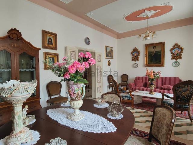 Casa in vendita a Unione di comuni Montana Lunigiana, Villafranca In Lunigiana