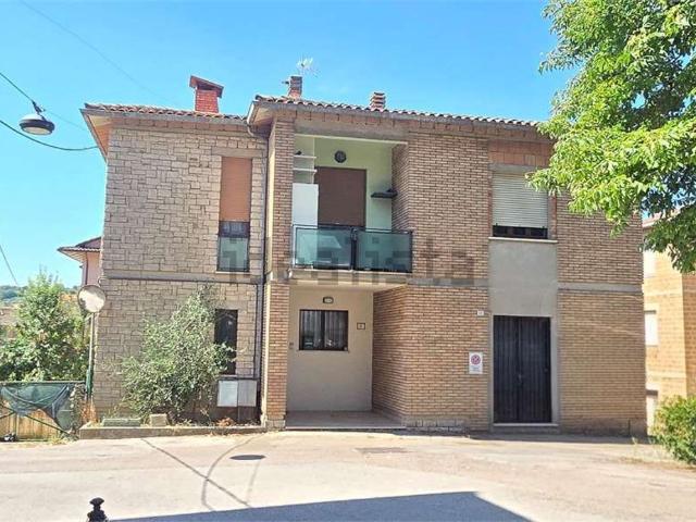 Casa in vendita a Foresco, Fratta Todina
