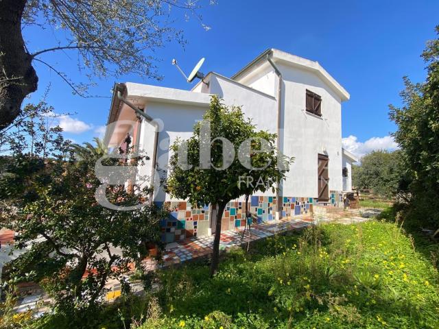 Casa in vendita a San Pantaleo, Sardigna/Sardegna