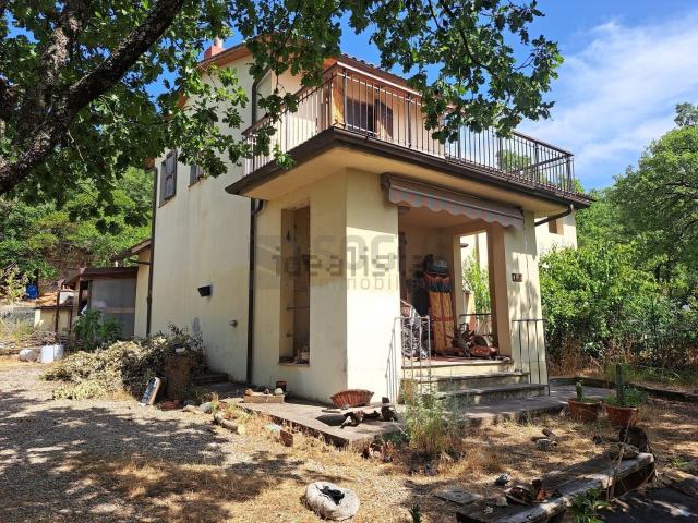 Casa in vendita a Rata, Londa