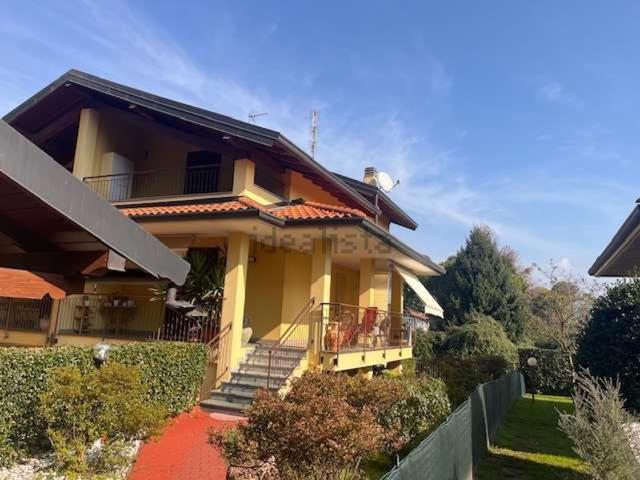Casa in vendita a Abbazia, Sesto Calende