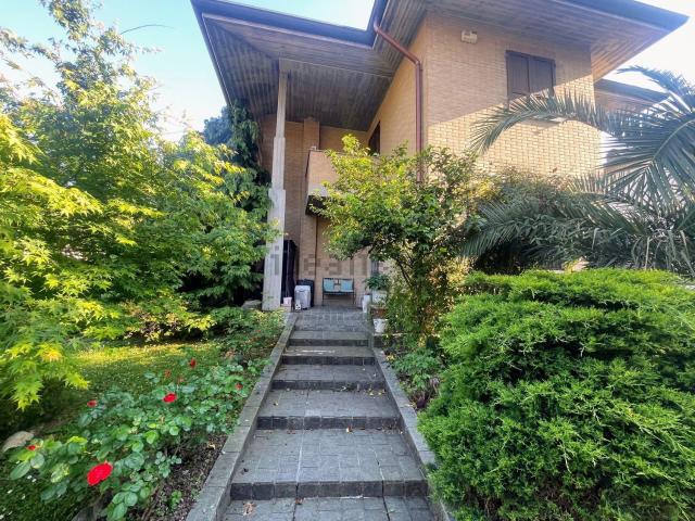 Casa in vendita a Masciago Milanese, Bovisio Masciago