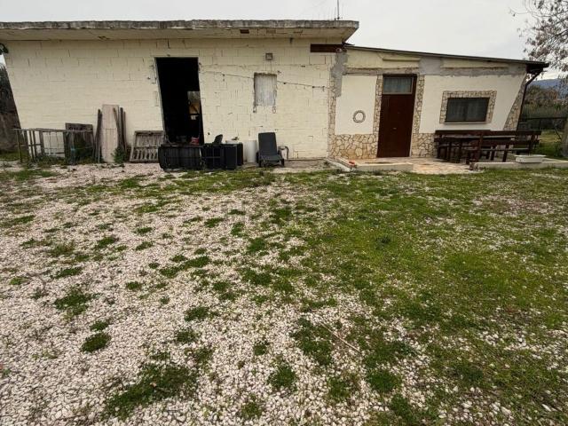 Casa in vendita a Quartiere San Valentino, Cisterna Di Latina
