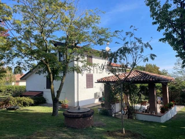 Casa in vendita a Rivergaro, Piacenza