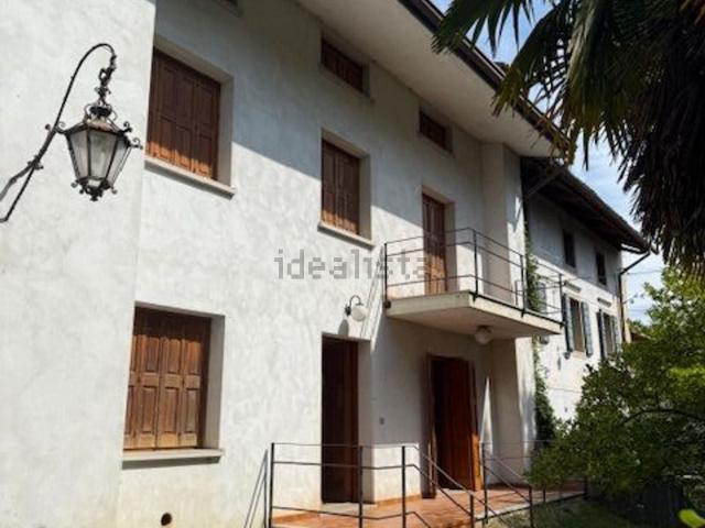 Casa in vendita a Manzano, Friuli-Venezia Giulia