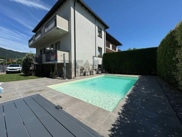Casa in vendita a Ranica, Lombardia