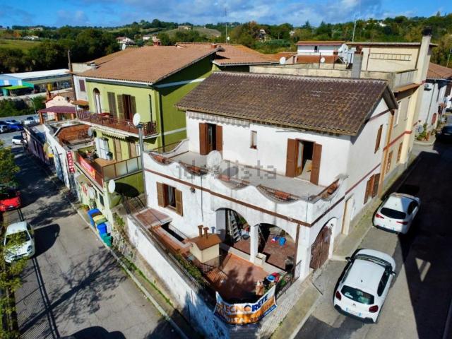 Casa in vendita a Roma Capitale, Lazio
