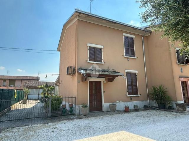 Casa in vendita a Asola, Mantova