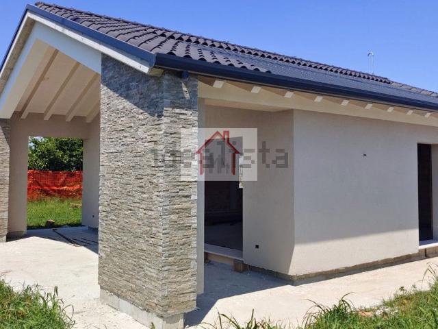 Casa in vendita a Cusignana, Giavera Del Montello