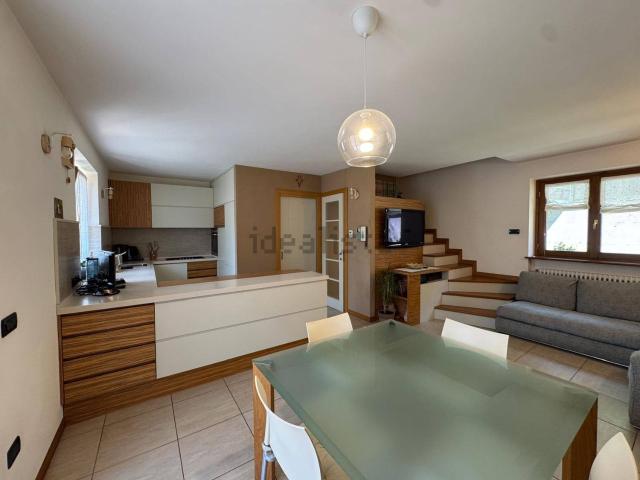 Casa in vendita a Ardesio, Lombardia