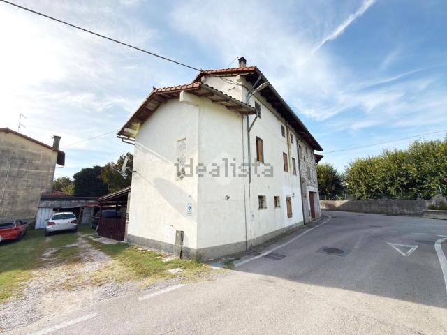 Casa in vendita a Tesis, Vivaro / Vivâr