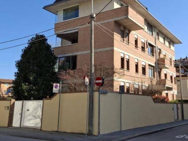 Casa in vendita a Vicenza, Veneto