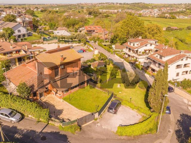 Casa in vendita a Guidonia Montecelio, Roma Capitale