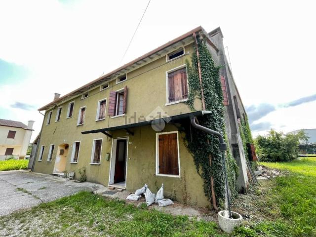 Casa in vendita a Fonte, Loria