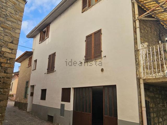 Casa in vendita a Bagnaria, Lombardia