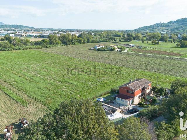 Casa in vendita a Addolorata, Recanati