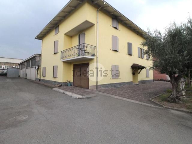 Casa in vendita a Cascinapiano, Langhirano