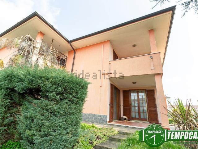 Casa in vendita a Rivolta D'adda, Lombardia