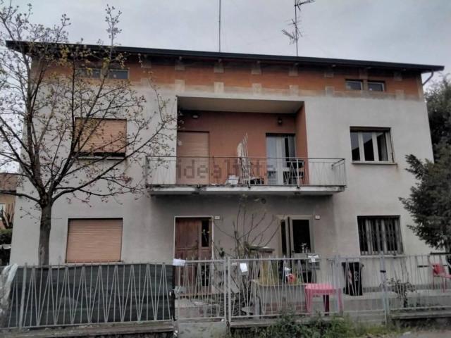 Casa in vendita a Terra di Mezzo, Re