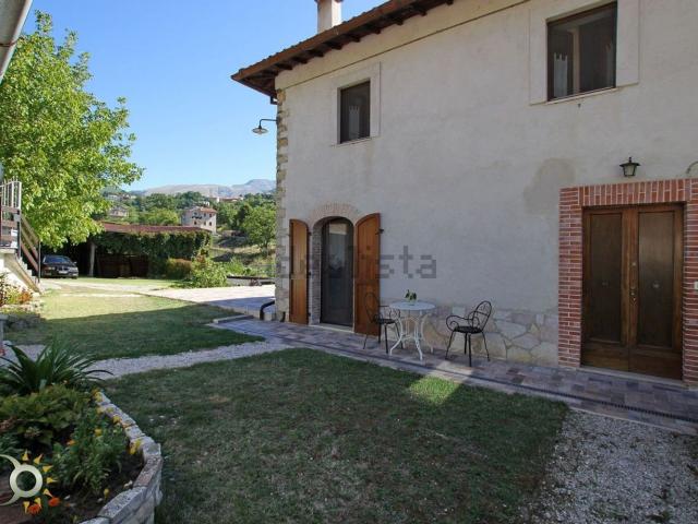 Casa in vendita a Cantalice, Rieti