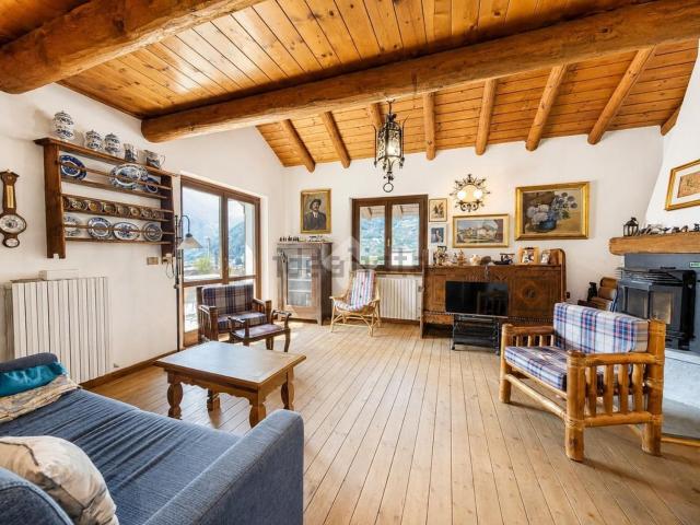 Casa in vendita a Tirano, Lombardia