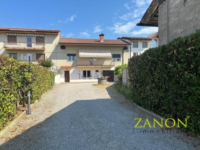 Casa in vendita a Mossa, Friuli-Venezia Giulia