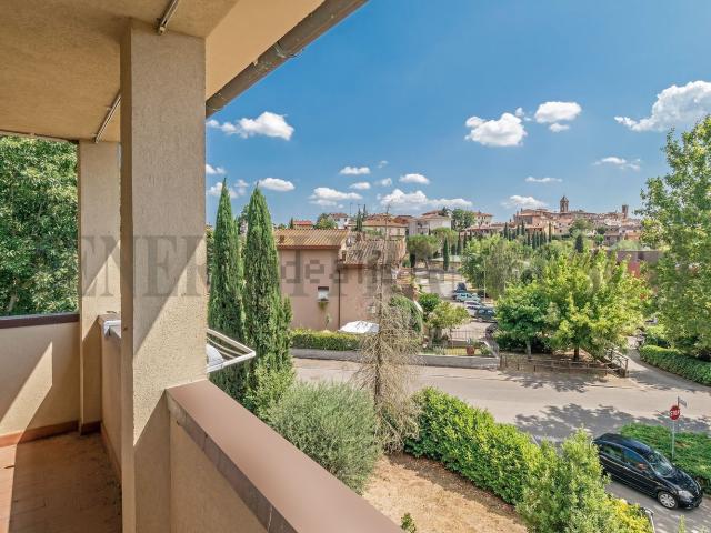 Casa in vendita a Ponte Buriano, Palazzo Del Pero