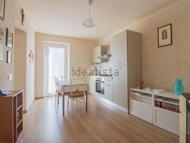 Casa in vendita a San Faustino, Bione